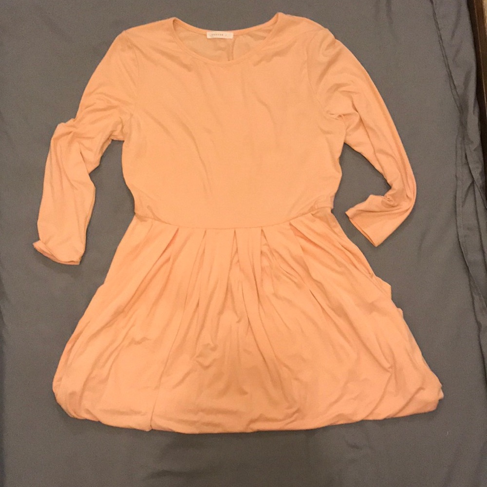 Peach dress with pockets